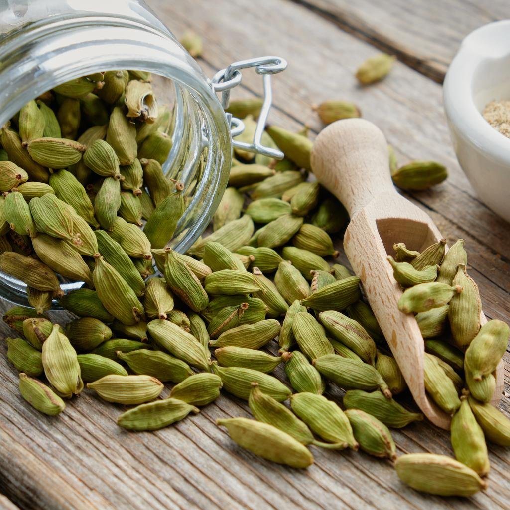 Green Cardamom for Beverages
